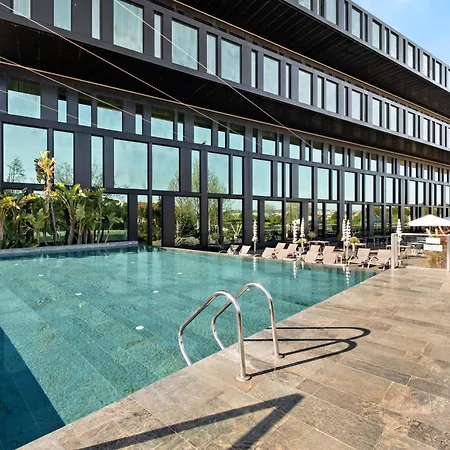 Axis Viana Business & Spa Hotel-3